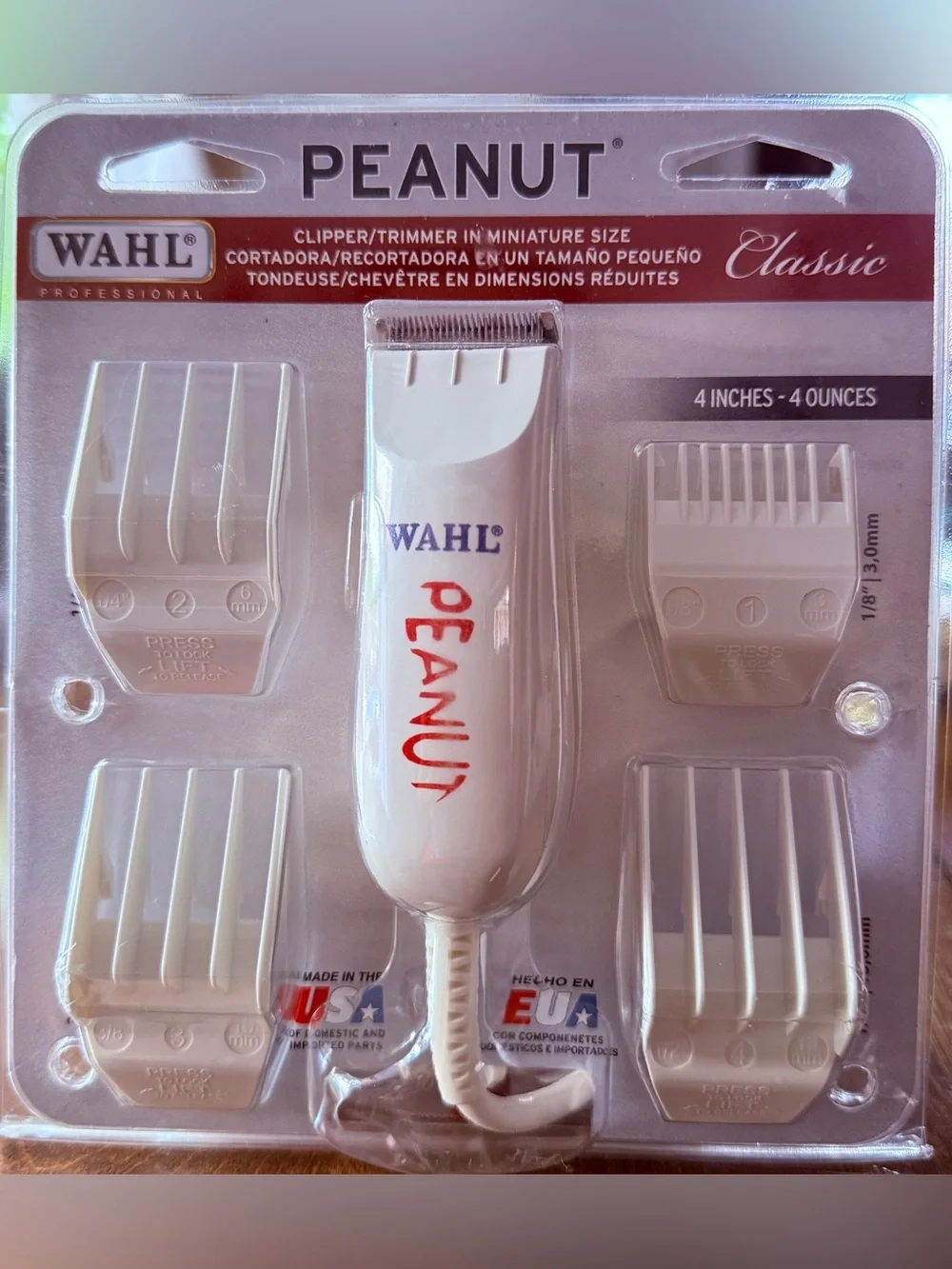 Wahl mini clipper kit in white with red accent